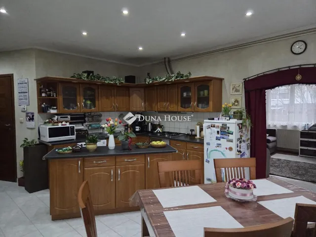 Eladó ház Gödöllő 150 nm