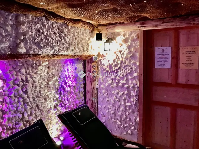 Kiadó kereskedelmi és ipari ingatlan Gyöngyös 15 nm