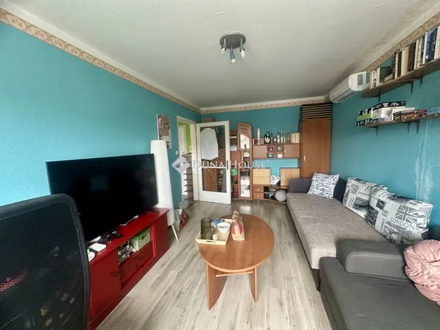 Eladó lakás Budapest III. kerület, Raktár utca 50 nm