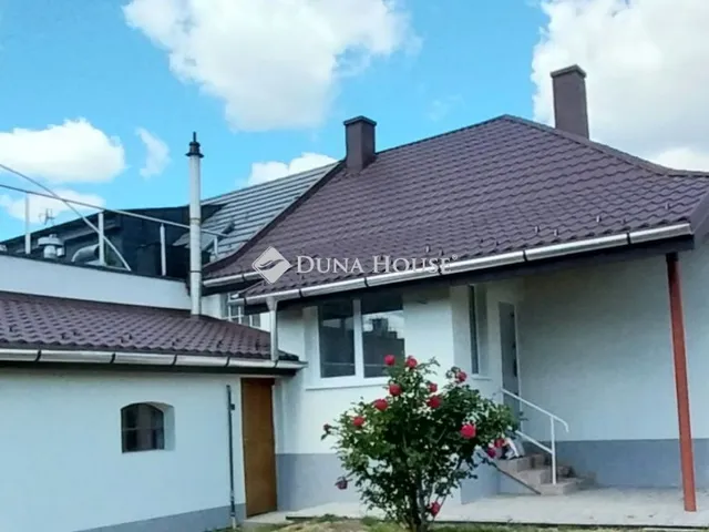 Kiadó ház Gyöngyös 80 nm
