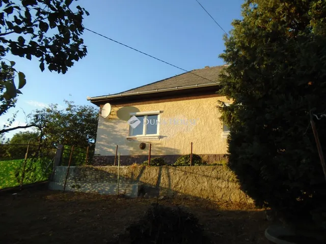 Eladó ház Mátraderecske, Árpád vezér utca 102 nm