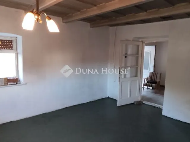 Eladó ház Kisnána, Béke utca 70 nm