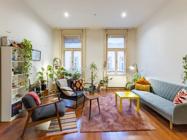 Eladó lakás Budapest VIII. kerület 132 nm