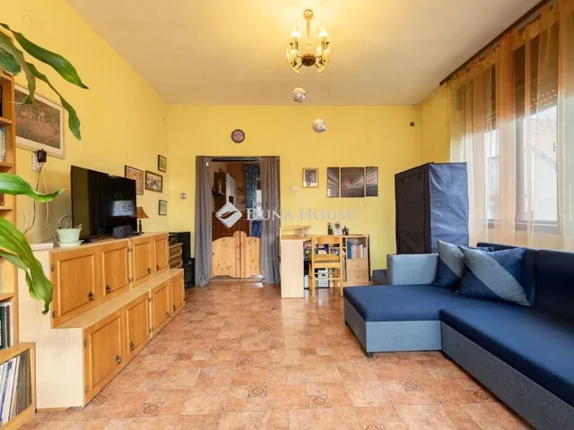 Eladó ház Budapest XVIII. kerület 258 nm