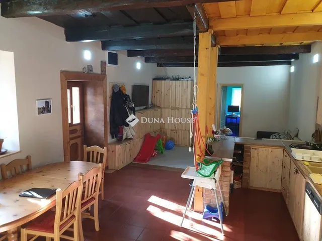 Eladó ház Vereb 134 nm