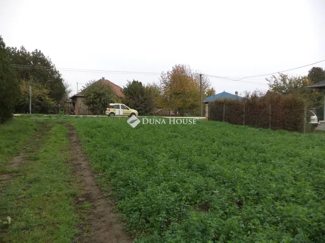 Eladó telek Pusztaszabolcs, Akácfa utca 1265 nm
