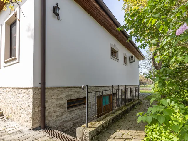 Eladó ház Gárdony 290 nm
