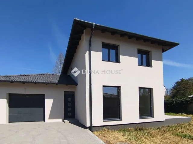 Eladó ház Székesfehérvár 137 nm