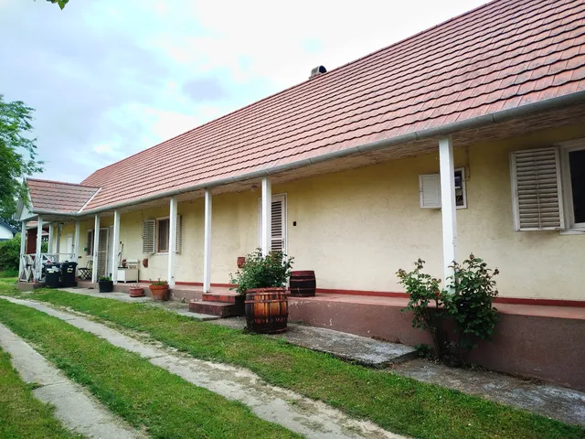 Eladó ház Pázmánd 115 nm