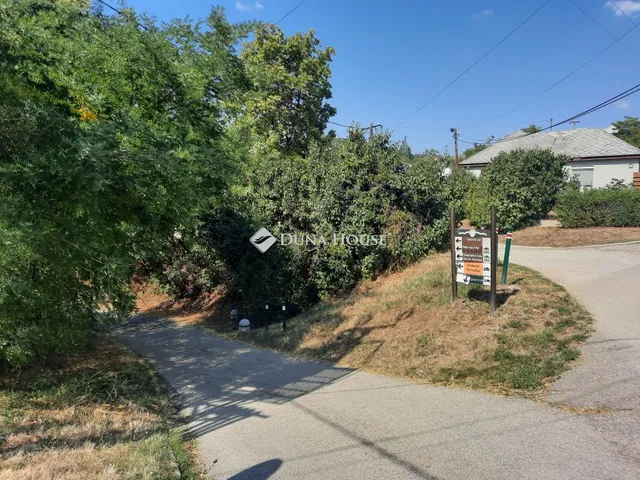 Eladó telek Sukoró 735 nm