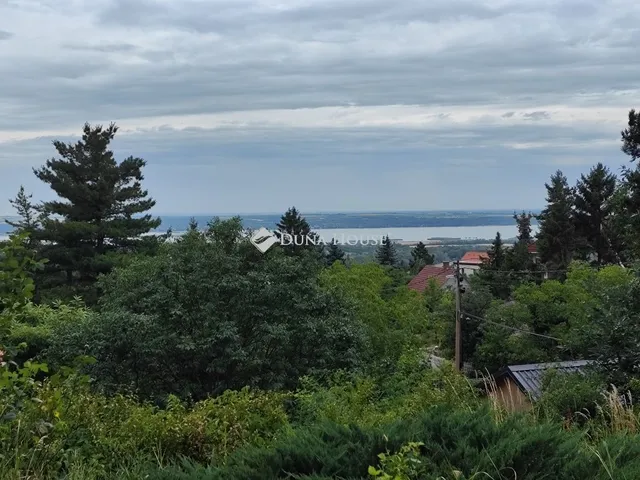 Eladó ház Sukoró 186 nm