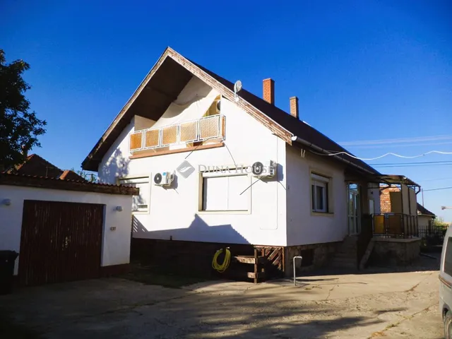 Eladó ház Baracska 121 nm