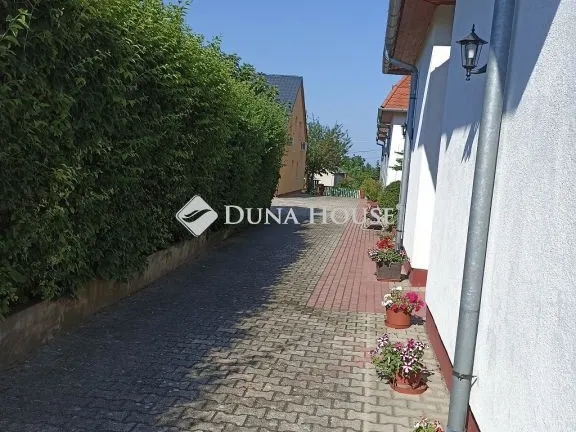 Eladó lakás Balatongyörök, Mogyorós utca 64 nm