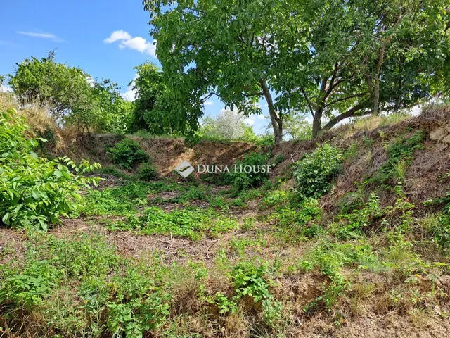 Eladó telek Lovasberény, Jánoshegy dűlő 1113 nm