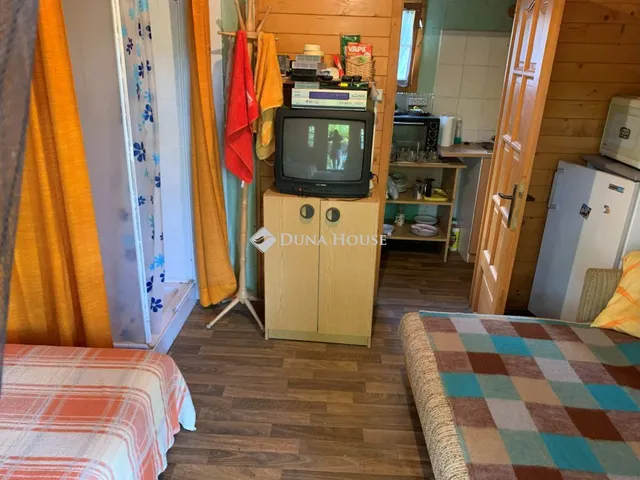 Eladó telek Gárdony 908 nm