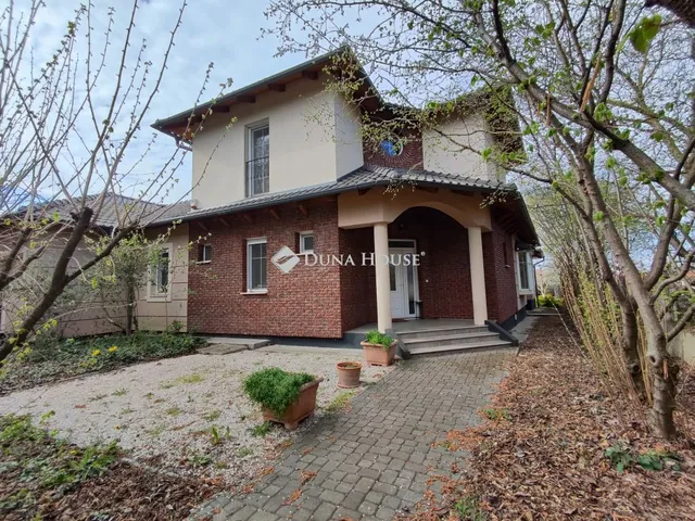 Eladó ház Gárdony 271 nm