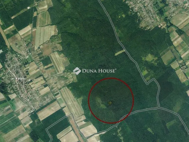 Eladó telek Felpéc 2391 nm