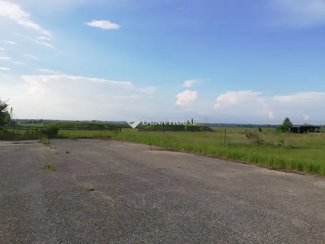 Eladó mezőgazdasági ingatlan Ugod, Nincs utca 86340 nm