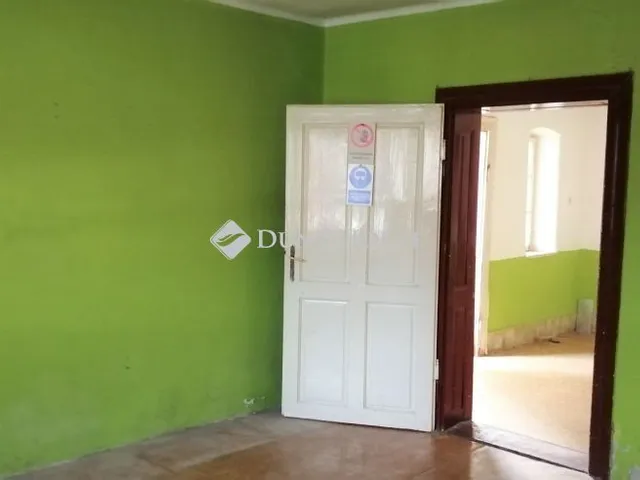Eladó ház Pápateszér, Árpád utca 68 nm
