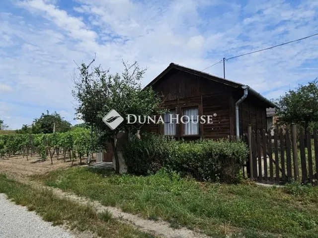 Eladó telek Bársonyos 2377 nm