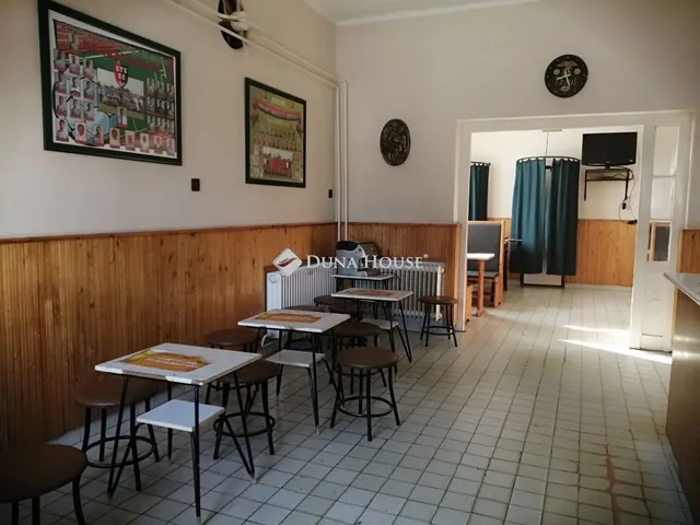 Eladó kereskedelmi és ipari ingatlan Ete 114 nm