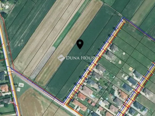 Eladó telek Pér 7233 nm