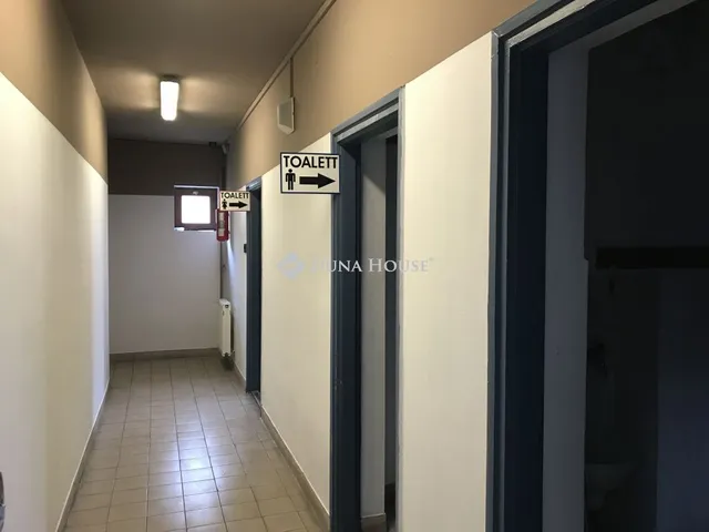 Kiadó kereskedelmi és ipari ingatlan Győr 800 nm