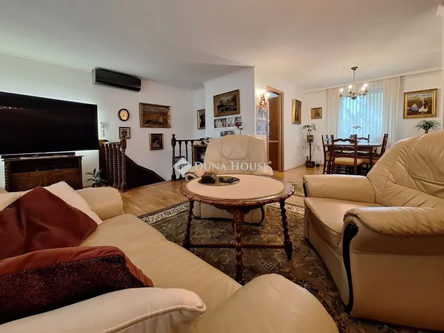 Eladó lakás Győr 91 nm