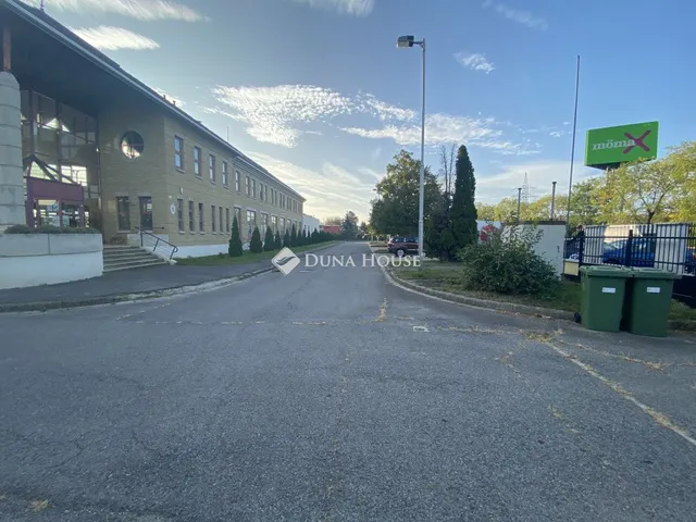 Kiadó kereskedelmi és ipari ingatlan Sopron 575 nm