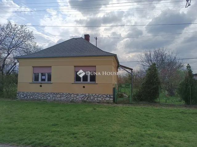 Eladó ház Lovászpatona 68 nm