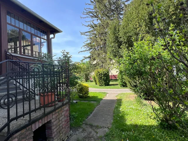 Eladó ház Győr 265 nm
