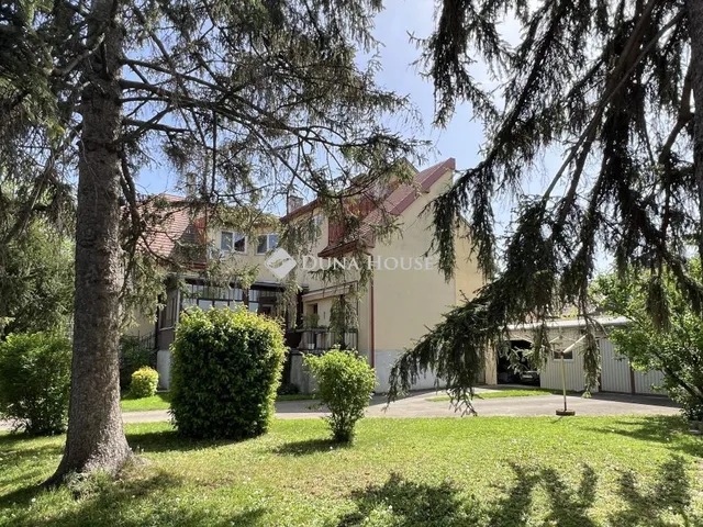 Eladó ház Győr 265 nm