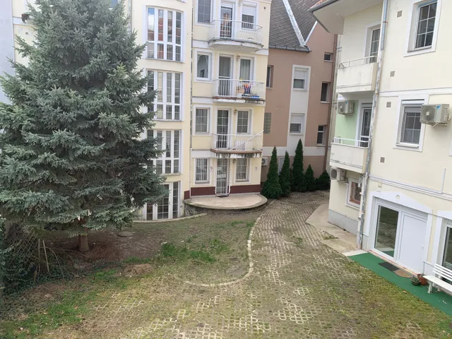Kiadó lakás Győr 68 nm