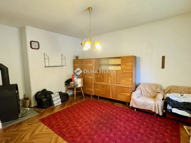 Eladó lakás Komárom 75 nm