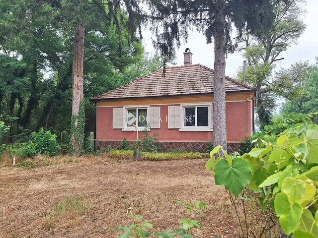 Eladó ház Lovászpatona 94 nm