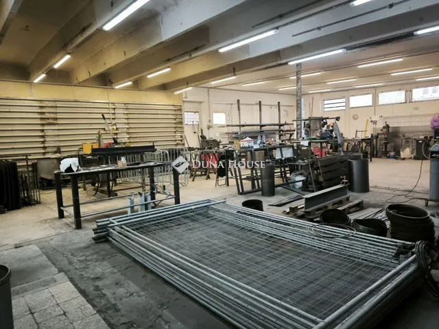 Kiadó kereskedelmi és ipari ingatlan Győr 300 nm
