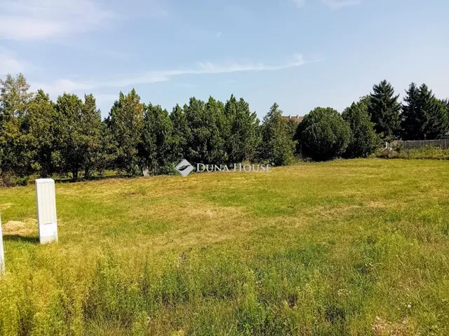 Eladó telek Gönyű, Bajcsy-Zsilinszky Endre utca 822 nm