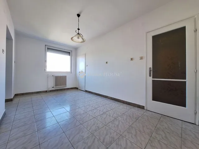 Eladó lakás Győr 101 nm