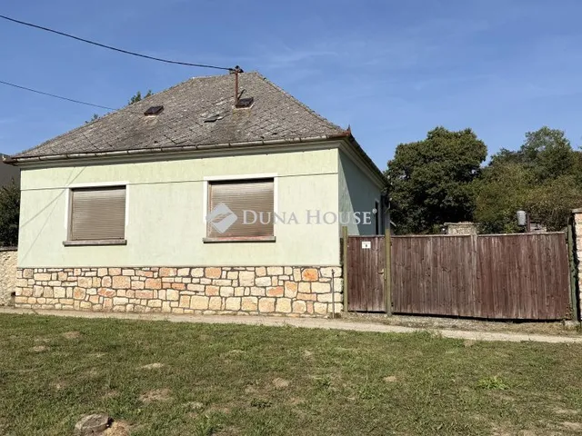 Eladó ház Bakonyszentkirály 118 nm