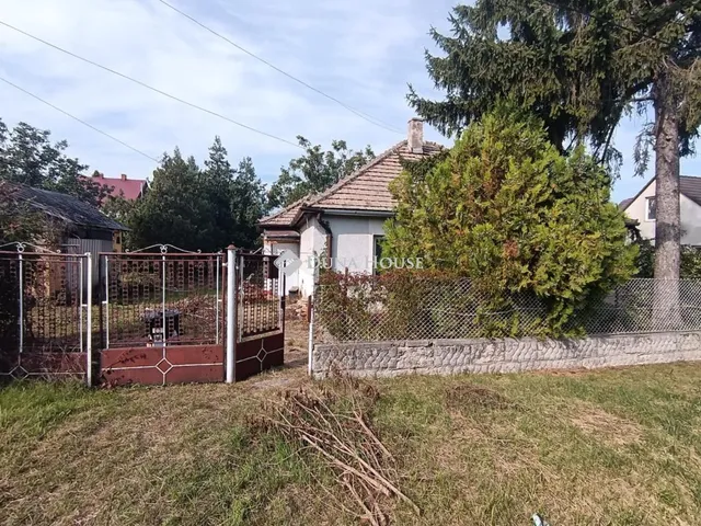 Eladó ház Kisbér 62 nm