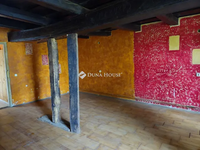 Eladó ház Bakonypéterd, Kossuth Lajos utca 48 nm