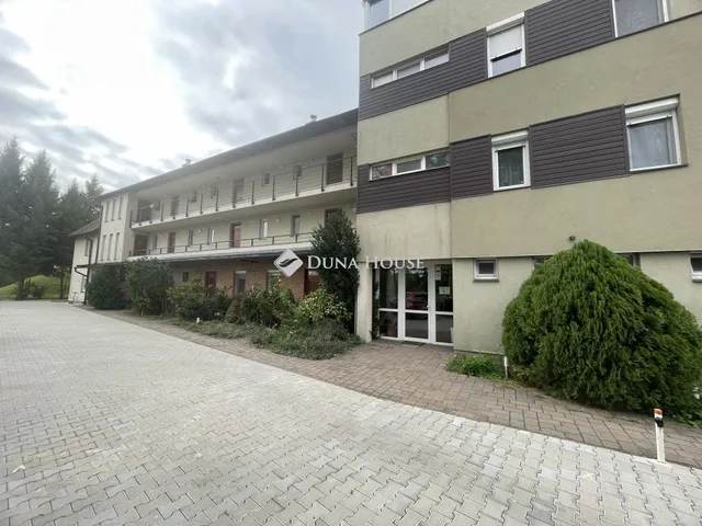 Eladó lakás Győr, Hármashatár utca 50 nm