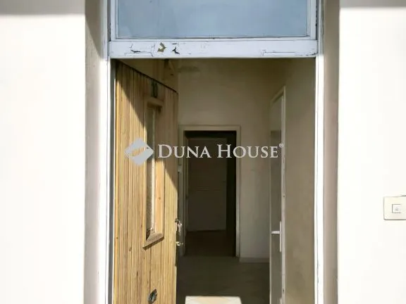 Eladó lakás Győr 69 nm