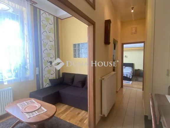 Kiadó lakás Győr, Csaba utca 45 nm