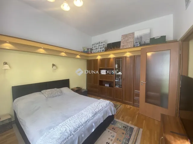 Kiadó lakás Győr, Csaba utca 45 nm