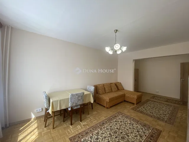 Kiadó lakás Győr, Tihanyi Árpád út 53 nm