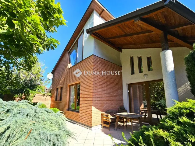 Eladó ház Győr 230 nm