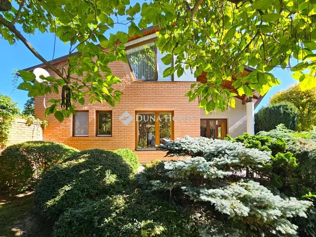 Eladó ház Győr 230 nm