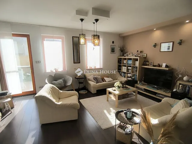 Eladó lakás Győr 98 nm