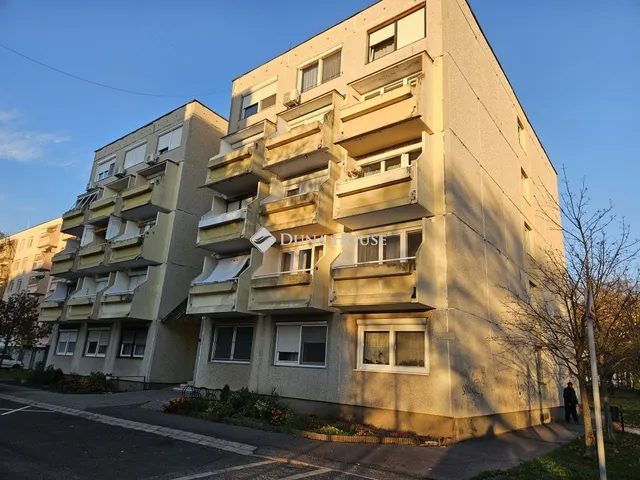 Eladó lakás Győr 30 nm
